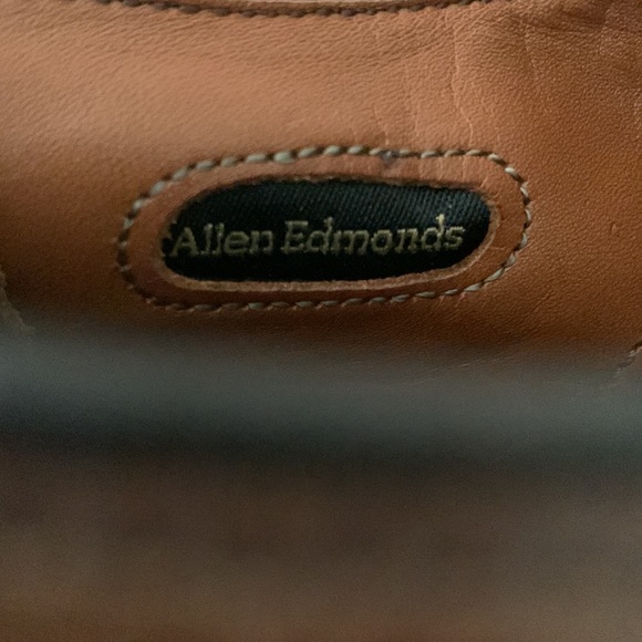 ALLEN EDMONDS Carlyle Plain-Toe Leather Oxfords - Picture 6 of 9